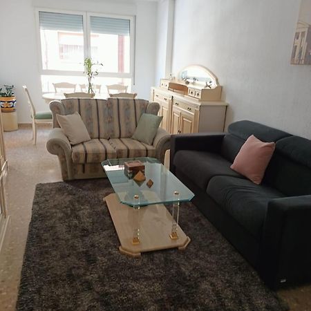 Private Room In A Shared Flat In Castellon Castellon de la Plana Luaran gambar