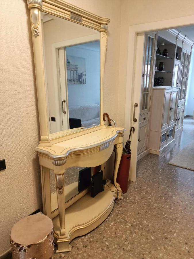 Private Room In A Shared Flat In Castellon Castellon de la Plana Luaran gambar